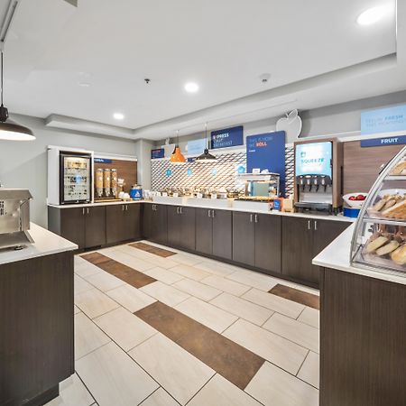 芝加哥西北 - 弗农山庄智选假日酒店 外观 照片
